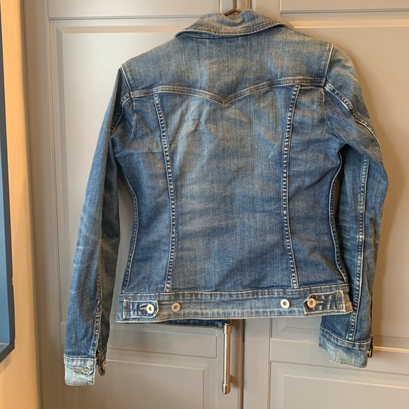 Levi’s Denim Jacket - Picture 4 of 6